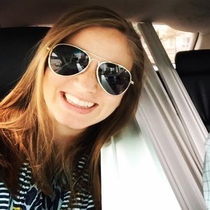 Meet your Posher, Megan